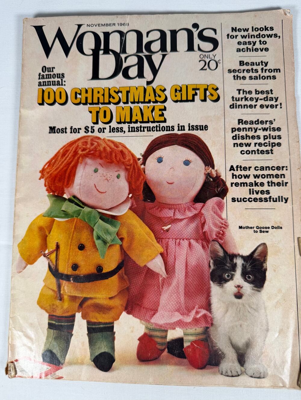 November 1968 Woman's Day Magazine 100 Christmas Gifts Corning Ware Ad Ephemera